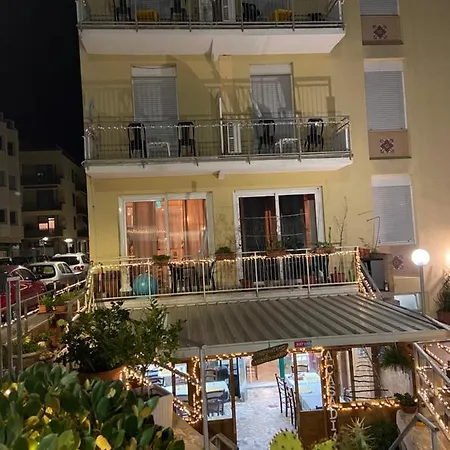 Hotel Piccolo Di Ale