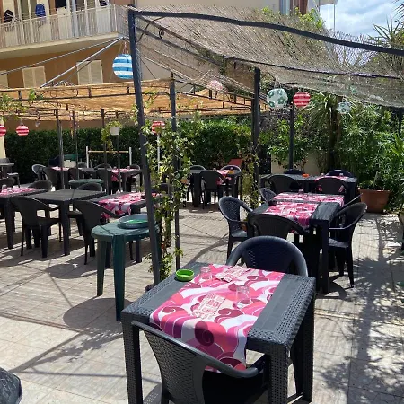 Otel Piccolo Di Ale 2*