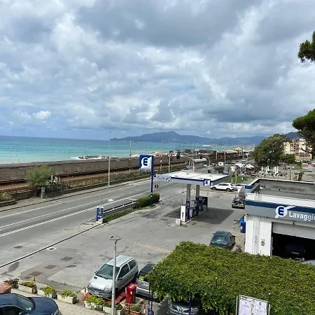 Hotel Piccolo Di Ale Lavagna