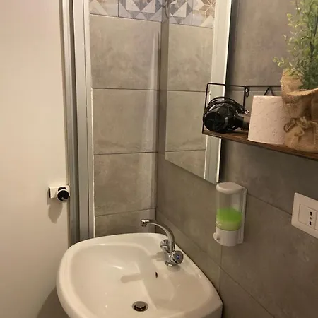 Piccolo Di Ale فندق 2*