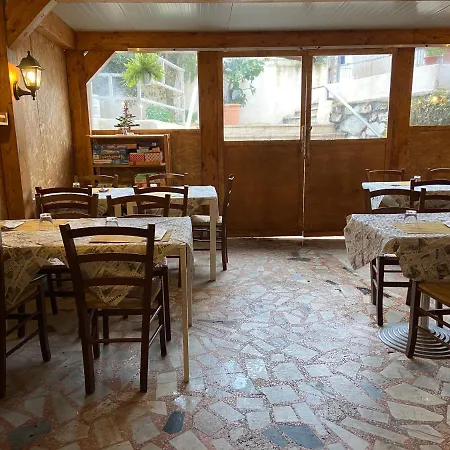 Piccolo Di Ale Hotel 2*