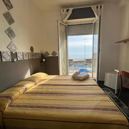 Piccolo Di Ale 2* لافانيا