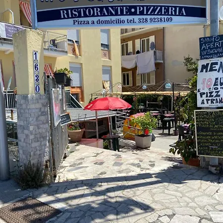 מלון Piccolo Hotel Di Ale