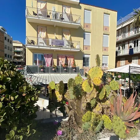 Piccolo Di Ale Hotel 2*
