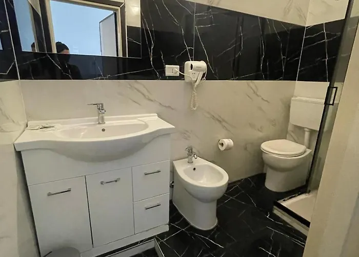 Piccolo Di Ale Otel